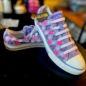 Converse All-Star Junior Girls Size 5 (US), argyle purple/pink, never worn
